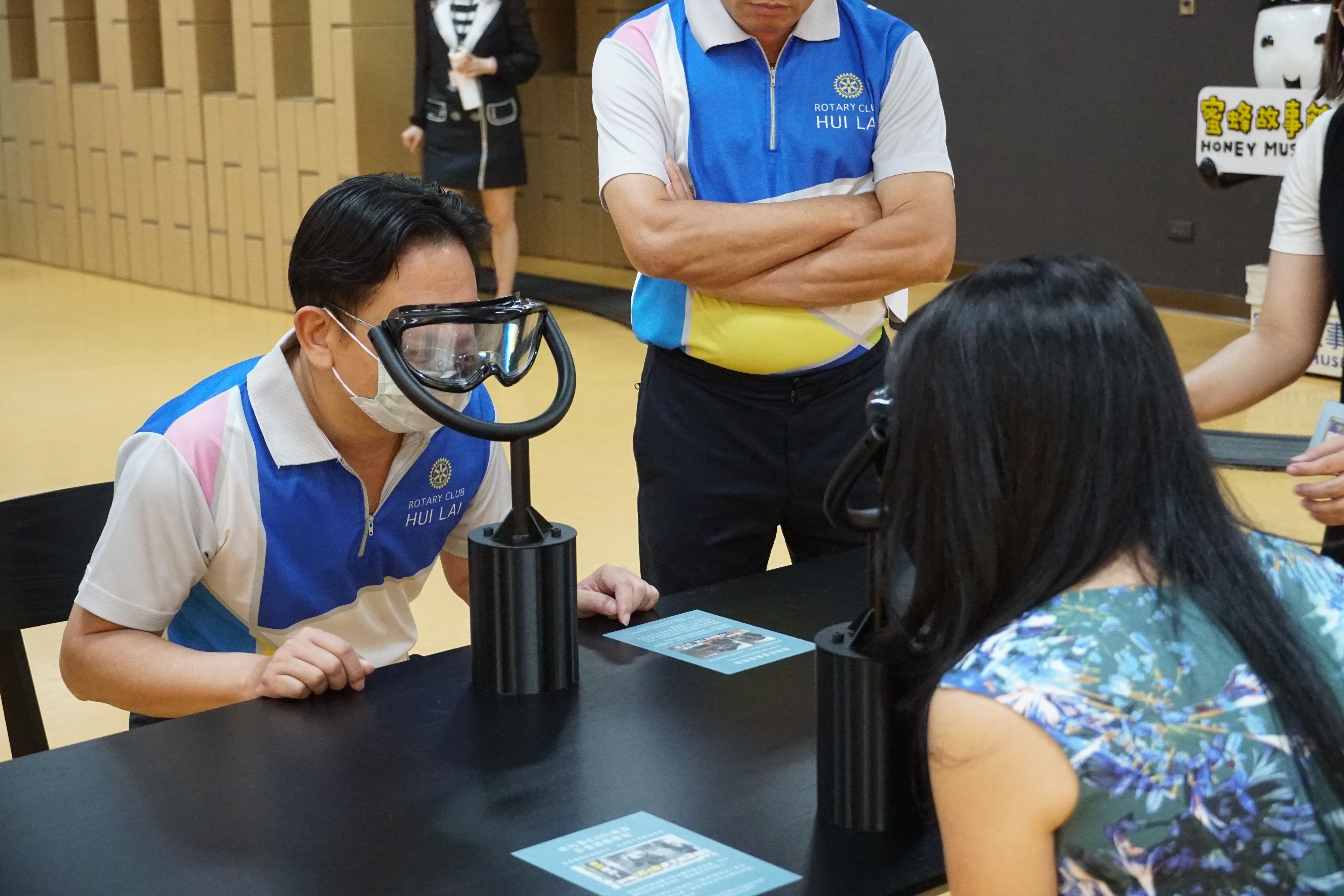記者會貴賓體驗特展設施